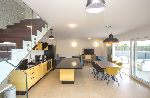 Vis Villa | Villa Onix – Panoramic Sea View with Private Heated Pool