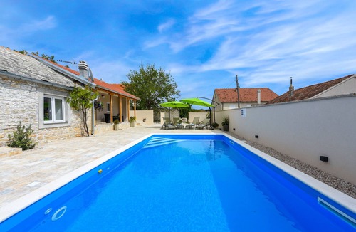 Benkovac Villa | Villa Outback ZadarVillas