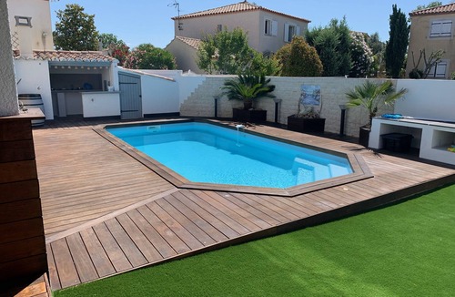 Le Grau-Du-Roi Villa | Villa Oyat- family villa with pool and barbecue