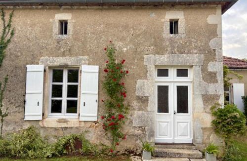 Montbron House | Villa Paignon Gite