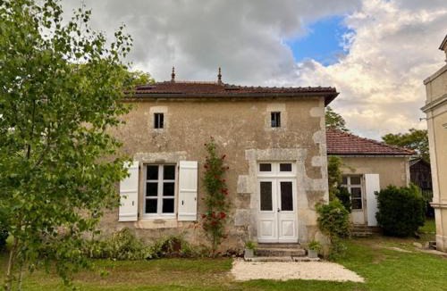 Montbron House | Villa Paignon Gite