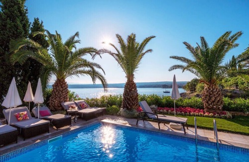 Vantacici Apartment | Villa Palace Clara Apartment 6 island Krk by Villa