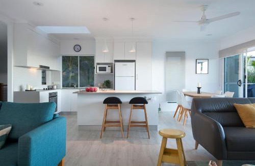 Peregian Beach House | Villa Pandanus