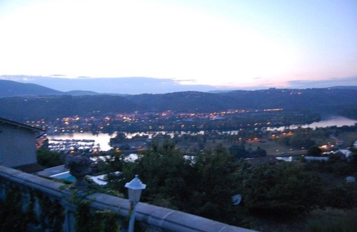 Saint-Clair-du-Rhone Villa | Villa Panoramique