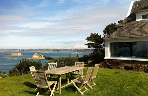 Carantec Villa | Villa Panoramic Ocean - Exceptional Location Carantec