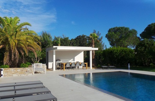 Grimaud Villa | Villa panoramic view of St Tropez