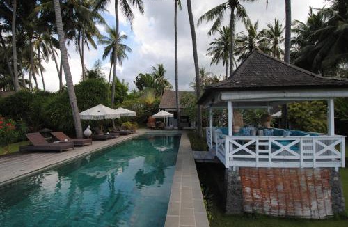 Songan Villa | Villa Pantai Matanai