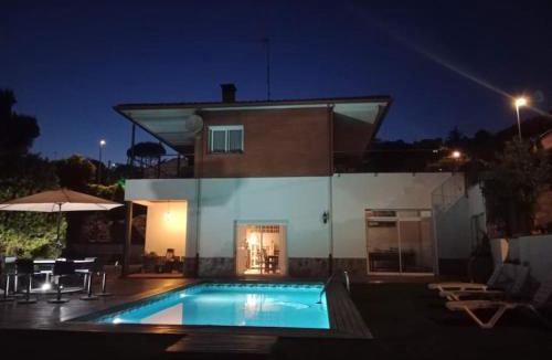 Vidreres Villa | Villa Paraíso