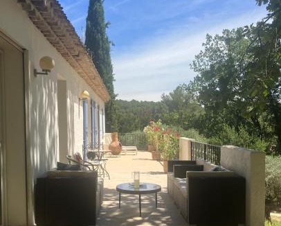 Lauris Villa | Villa Paradis des Oréades