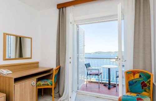 Stikovica Hotel | Villa Paradiso 2