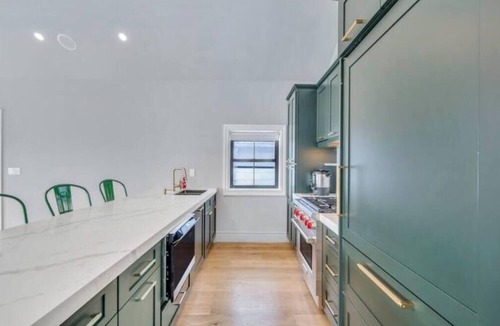 Long Beach House | Villa Paraiso