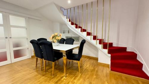 Serris House | Villa Parc - Private Parking - 8min From Disneyland, Big Mall, Train station