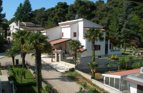 City Center Villa | Villa Parenzo 150mt dal mare 8min piedi dal centro