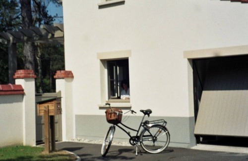 Hardelot-Plage Villa | Villa "Parfum de dunes", Domaine du golf des Pins, Hardelot, along the golf course.