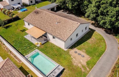 Saint-Sulpice Villa | Villa Pastel - Piscine Chauffée & Jardin