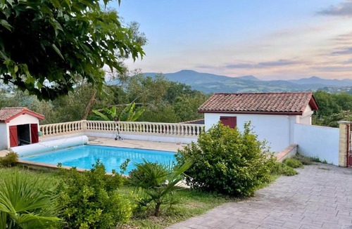 Hasparren Villa | Villa Peña