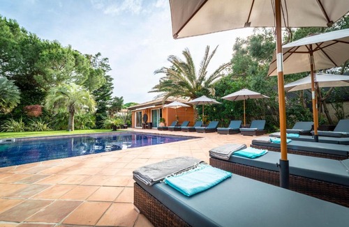 Le Grau-dʼAgde House | Villa peacock