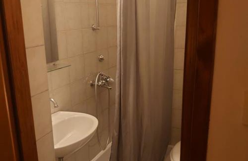 Molunat Apartment | Villa Peragi - Triple Room with Balcony