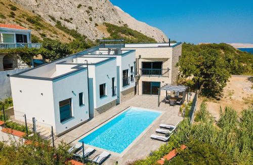 Bosana Villa | Villa Perla Nera & Villa Nevera by Pag tours