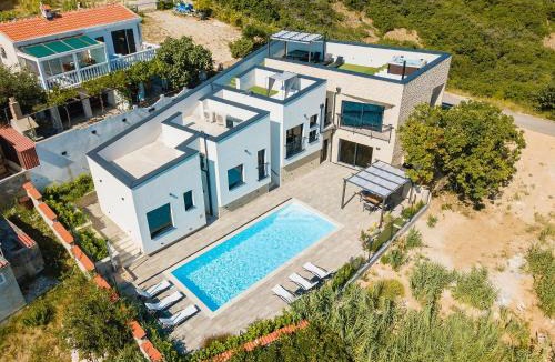 Bosana Villa | Villa Perla Nera & Villa Nevera by Pag tours