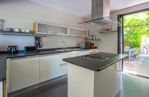 Pezenas Villa | Villa Pezenas by Villa Plus