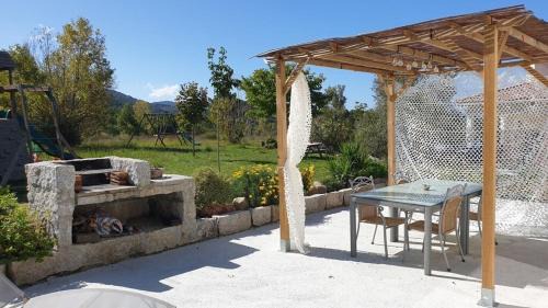 Petreto-Bicchisano Villa | Villa Piazzola