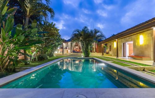 Beraban Bed & Breakfast | Villa Pilou