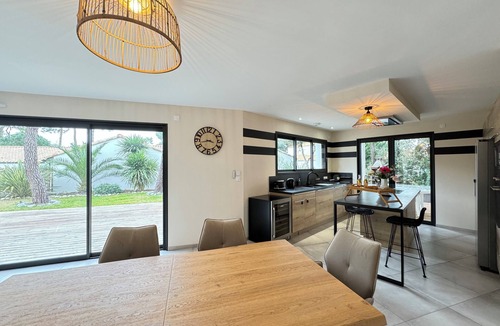 Bretignolles-sur-Mer Villa | Villa Pinède: Private Spa, Nature & Beach, Sleeps 8 in Brétignolles