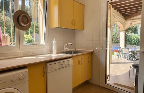 Pals Villa | VILLA PINEDA 5