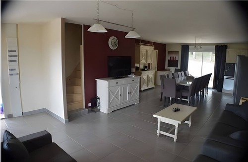 Saint Alban Auriolles Villa | Villa-piscina privata-gorges de l'ardeche-canoe-escursioni-caverne pont d'arc