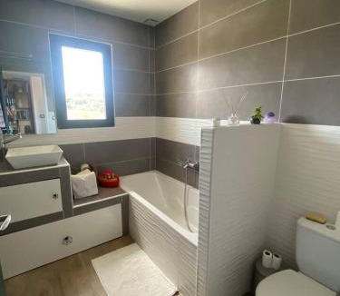Baixas Villa | Villa piscine, 8personnes, clim, wifi