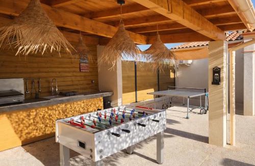 Bon-Encontre Villa | Villa piscine chauffée babyfoot pétanque ping-pong