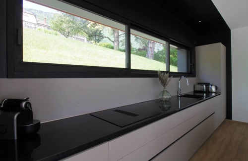 Le Bourget-du-Lac Villa | Villa Piscine chauffée, vue et accès lac, climatisation