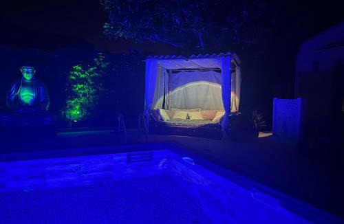 Mudaison Villa | Villa Piscine indépendante sans vis à vis ET un studio sans accès piscine 2 possibilités au choix avec wifi