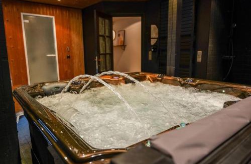 Brognon Villa | Villa piscine jacuzzi étang ,la casa del cookie 2