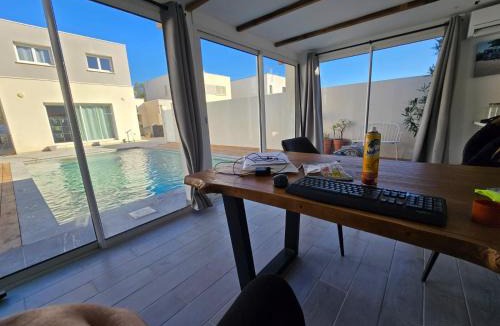 Juvignac Villa | Villa Piscine Juvignac 34