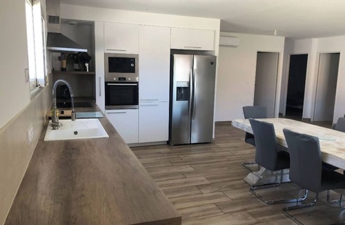Passa House | Villa Plain Pied Avec Piscine