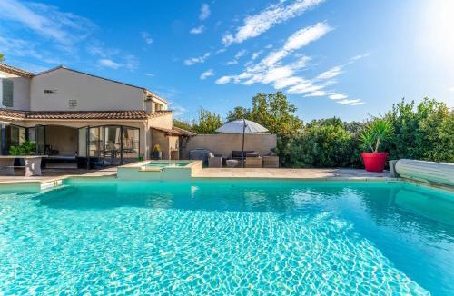 Sarrians Villa | Villa Plein Soleil