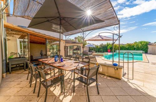 Sarrians Villa | Villa Plein Soleil