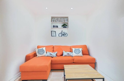 Ternes Apartment | Villa Poncelet-Suite La Vie est Belle- 3 bedrooms, Champs Elysées, with A/C