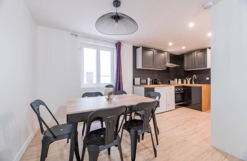 Ternes Apartment | Villa Poncelet-Suite Vétiver- 3 bedrooms, Champs Elysées, A/C, location N°1