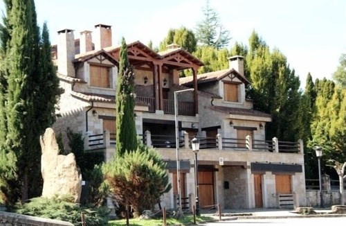 Bohoyo Apartment | Villa Polilla in the Sierra de Gredos