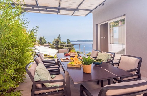 Mimice Villa | Villa Polly - Four Bedroom Villa, Sleeps 8