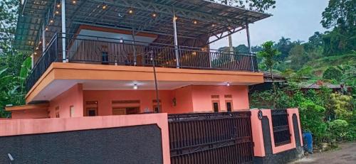 Cisarua Villa | Villa Pondok Aurora