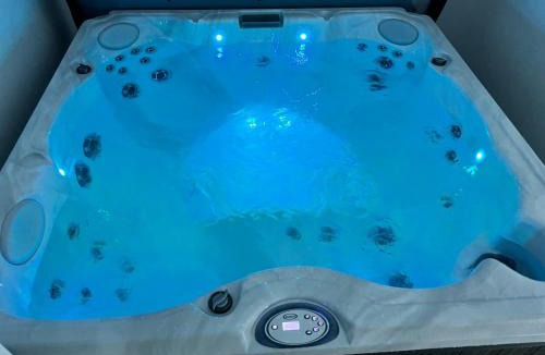 Plouescat Villa | Villa Pool and Beach Bretagne