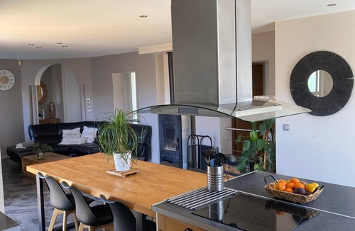 Pia Villa | Villa pool clim sea and mountain