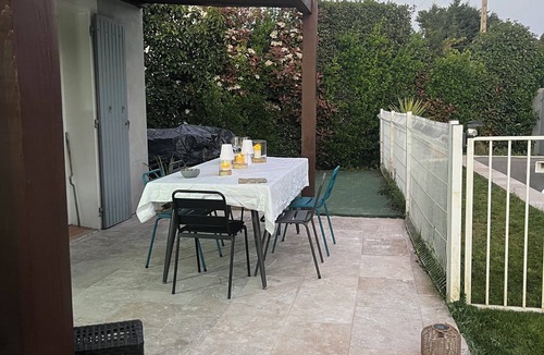 Caumont-sur-Durance House | Villa pool jacuzzi