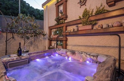 Rakalj Villa | Villa Porto in a quiet location with sea views.