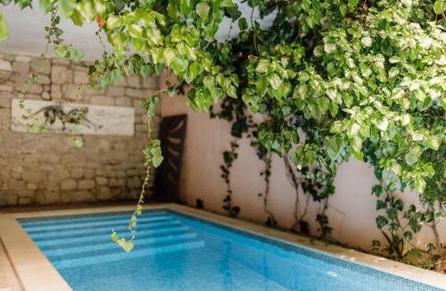 Island Hvar Villa | Villa Potoka Palace 4 Bedroom Villa Central And Private Setting
