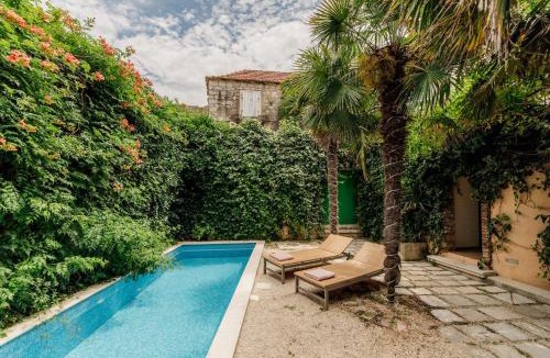 Island Hvar Villa | Villa Potoka Palace 4 Bedroom Villa Central And Private Setting